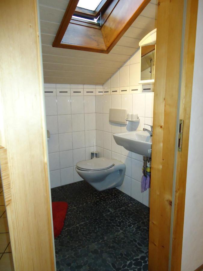 Ferienwohnung Wingen 바트파일른바흐 객실 사진
