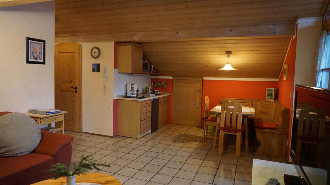 Ferienwohnung Wingen 바트파일른바흐 객실 사진